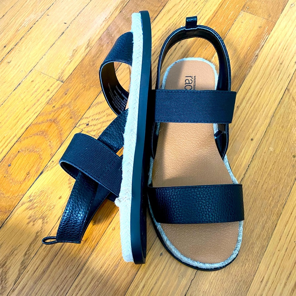 New black sandals, size 7